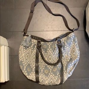 Crossbody purse